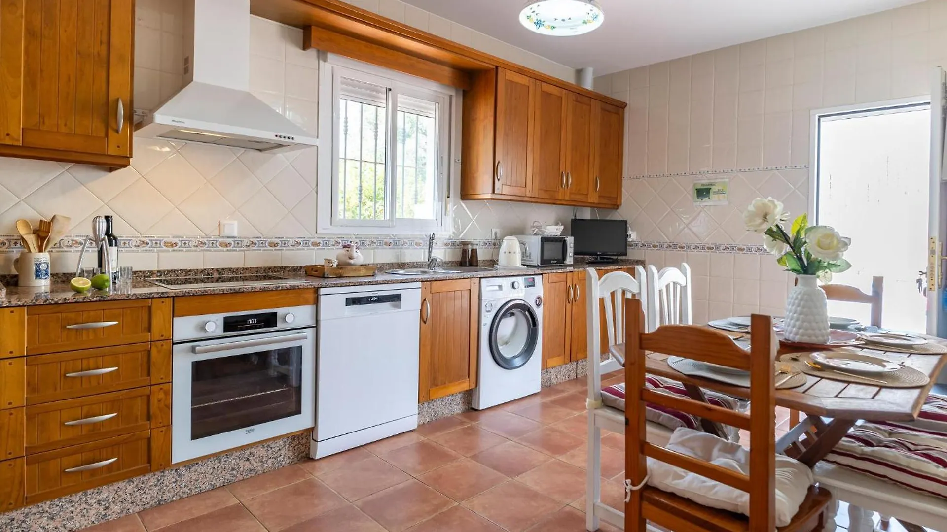 Holiday home Nice Home In Chiclana De La Fronter Chiclana de la Frontera