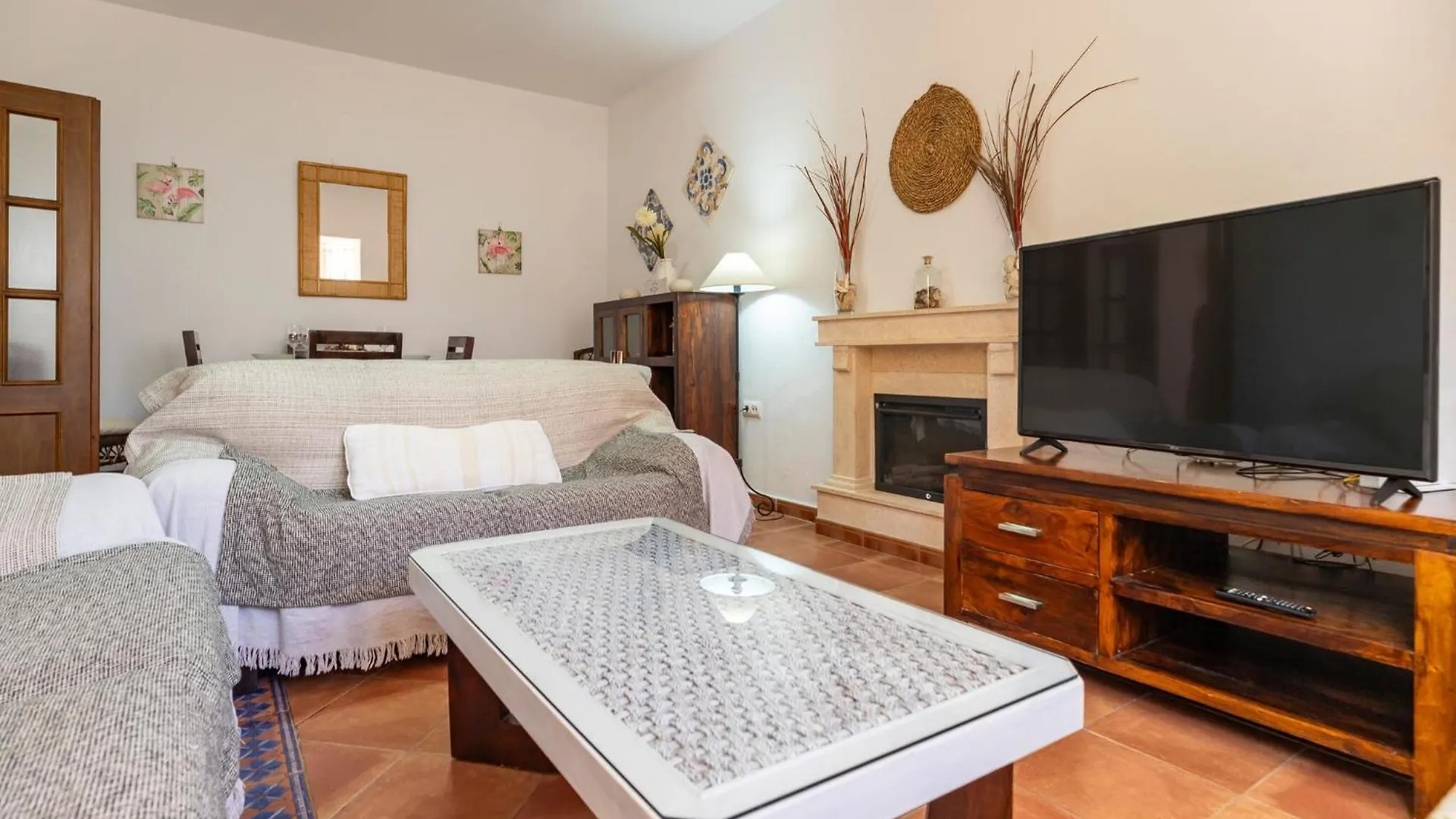 Nice Home In Chiclana De La Fronter Chiclana de la Frontera Holiday home